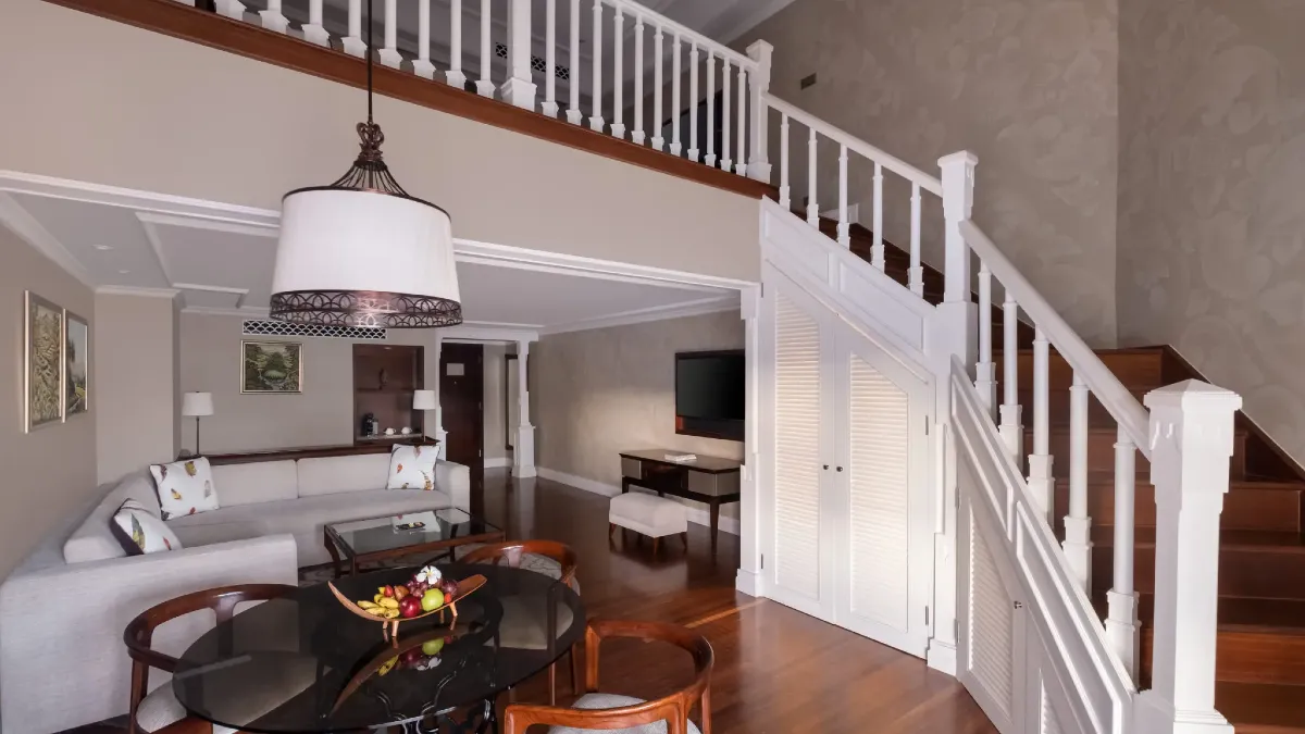 Kamar Premium Mezzanine Singaraja Space Akses