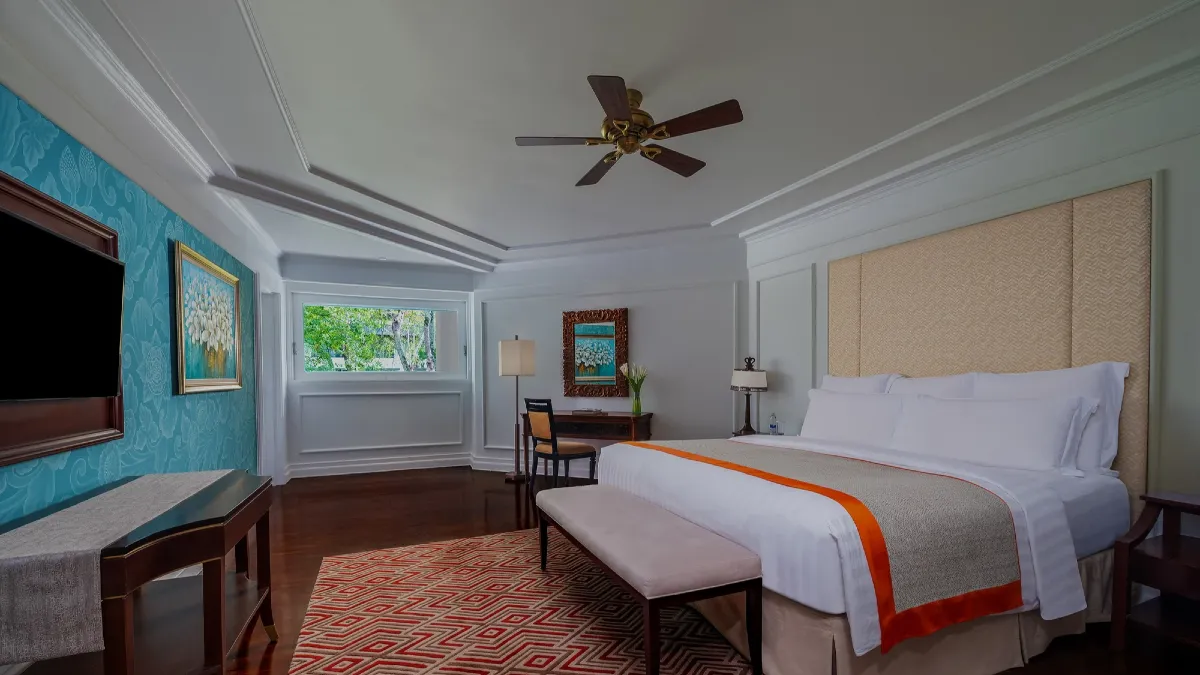 One Bedroom Suite Club Lounge Akses