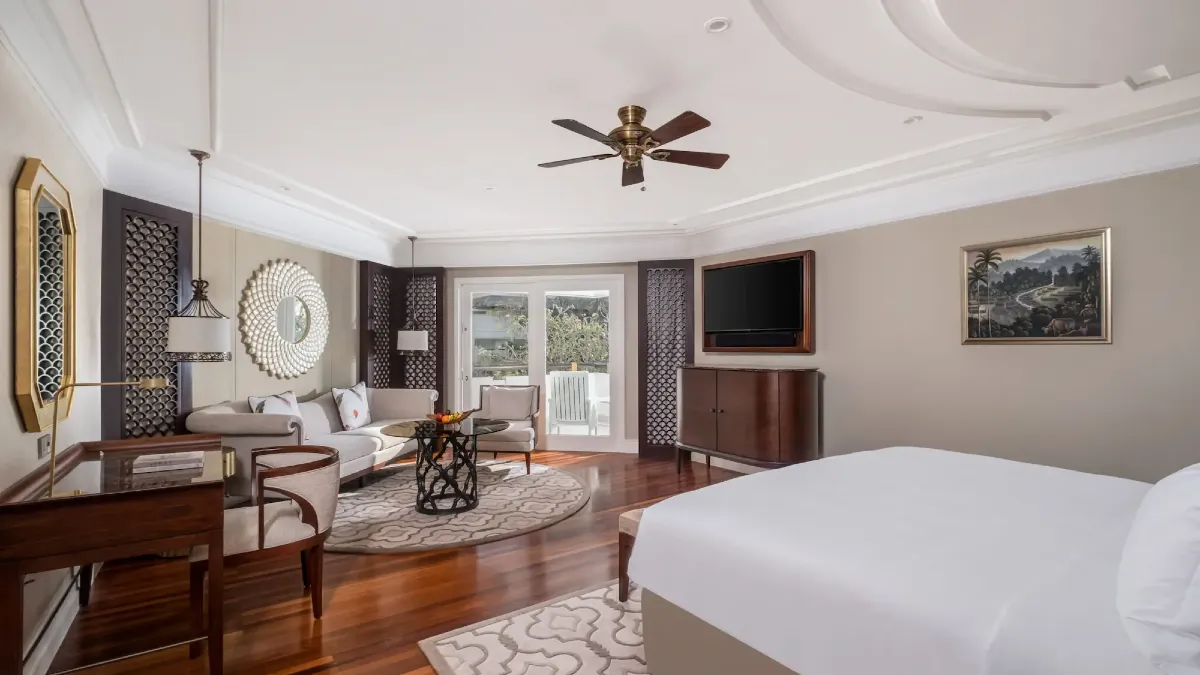 Kamar Premium Club Lounge Akses