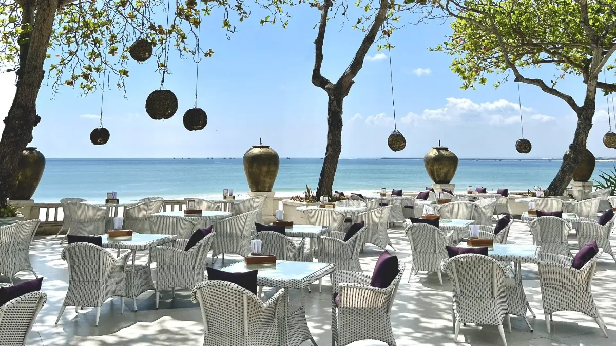 Sunset Beach Bar & Grill