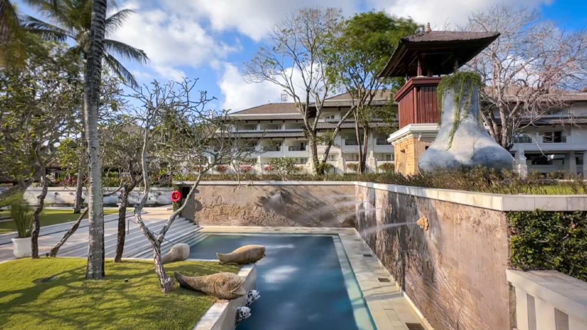 Фонтанный Бассейн